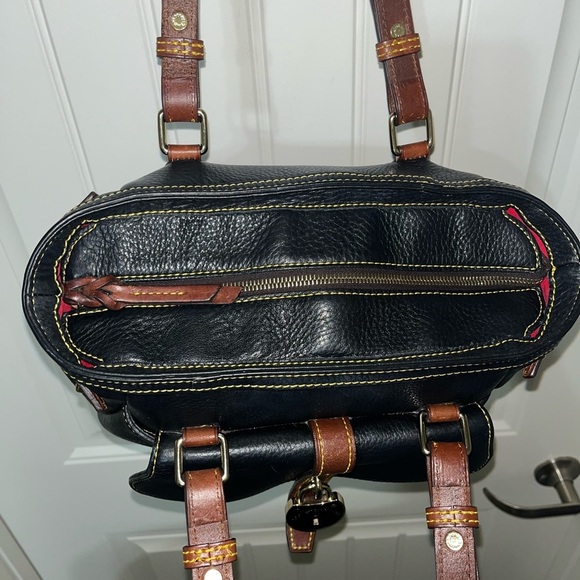 Dooney & Bourke Samba Pebbled Leather Large Black Satchel Logo
Lock Purse - Picture 9 of 16